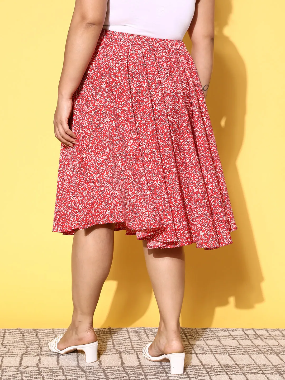 Berrylush Women Plus Size Red & White Floral Printed Polyester Slip-On Flared Midi Skirt