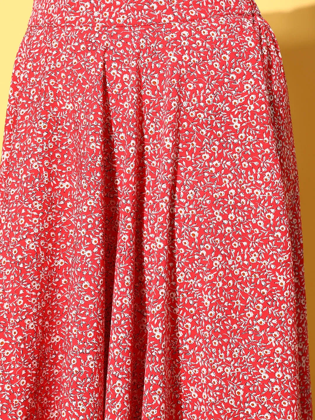 Berrylush Women Plus Size Red & White Floral Printed Polyester Slip-On Flared Midi Skirt