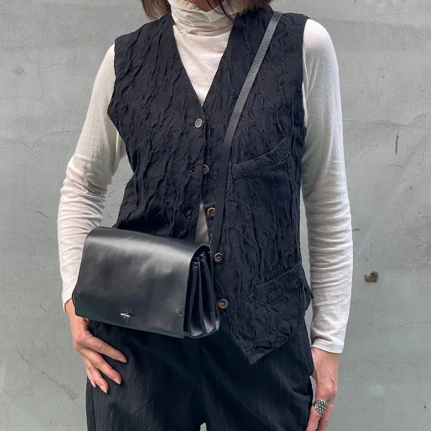 H  by Hannoh Wessel/Black gilet