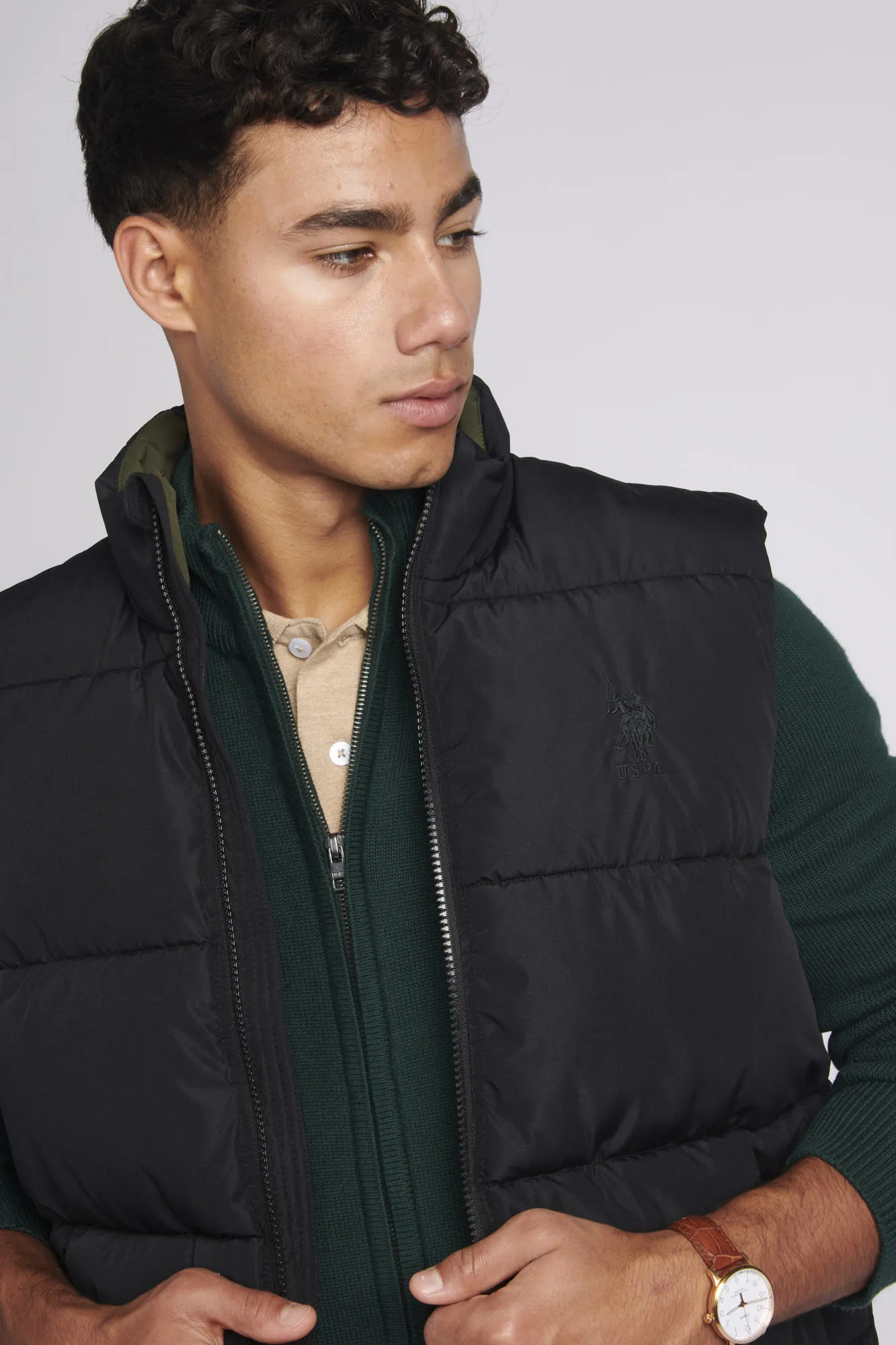 Mens Thick Quilted Gilet in Black