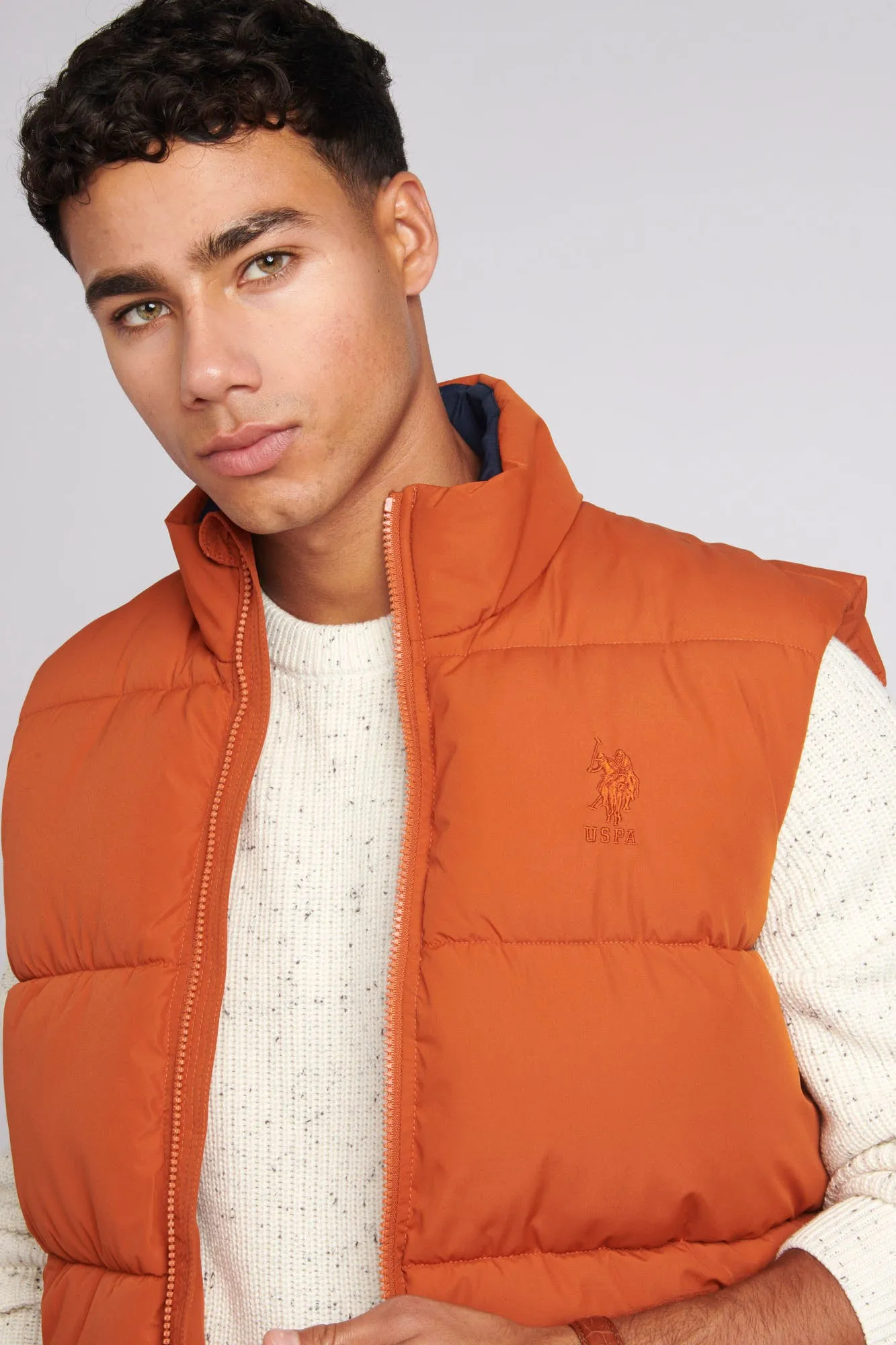 Mens Thick Quilted Gilet in Umber