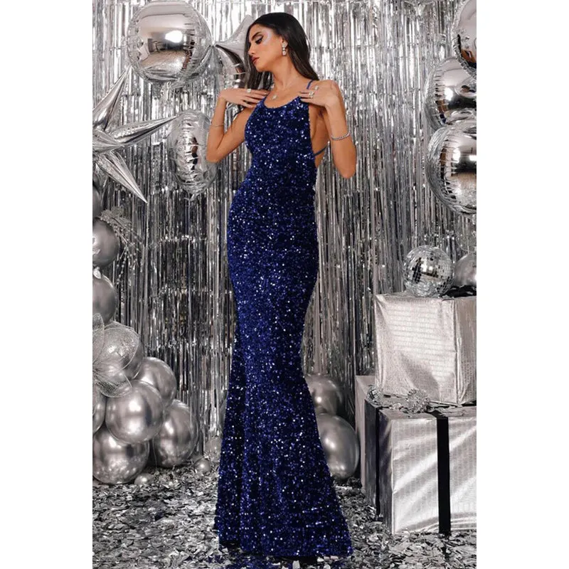 Sheath/Column Sequined Appliques Backless Sleeveless Prom Dress