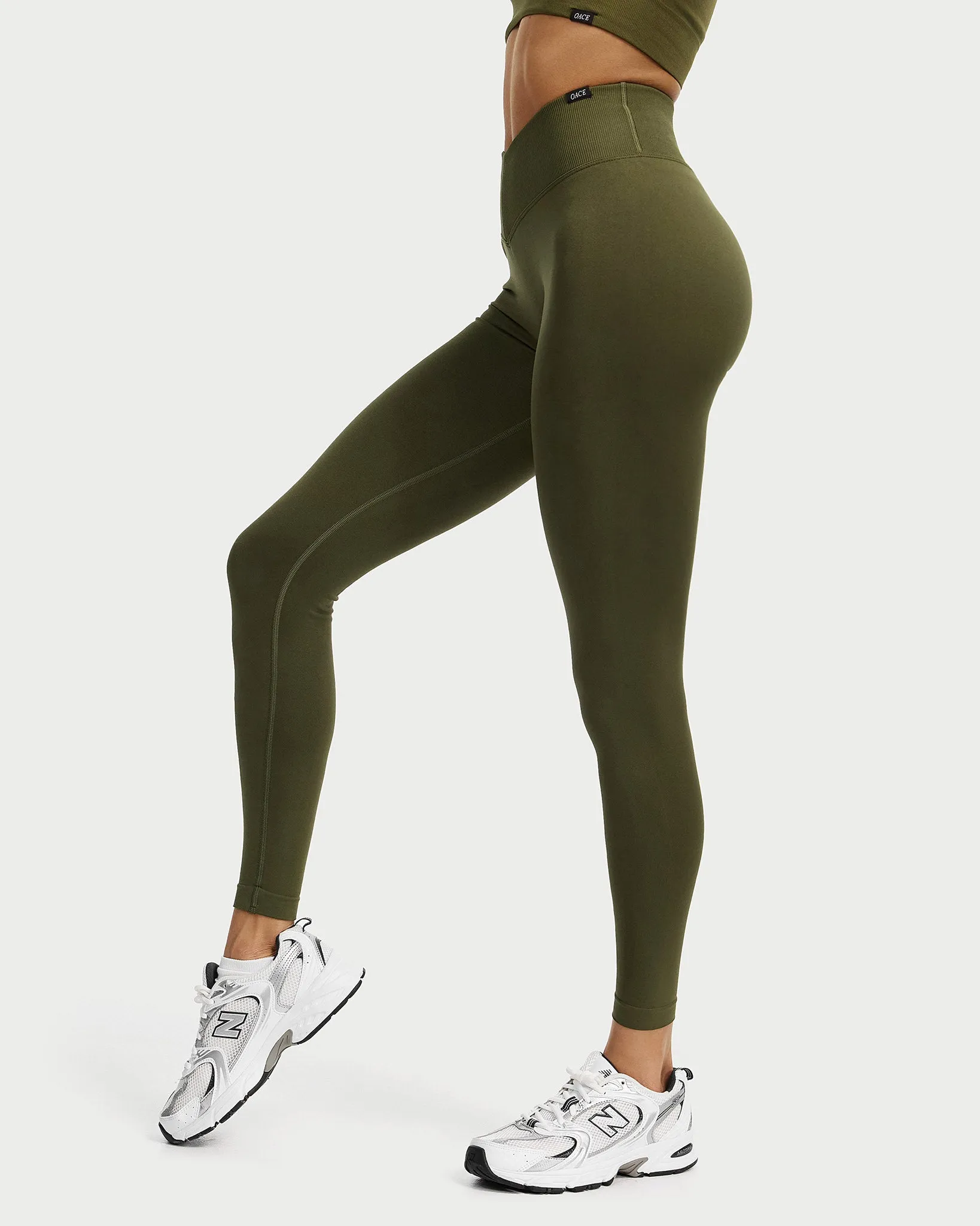 Toned V-Shape Leggings